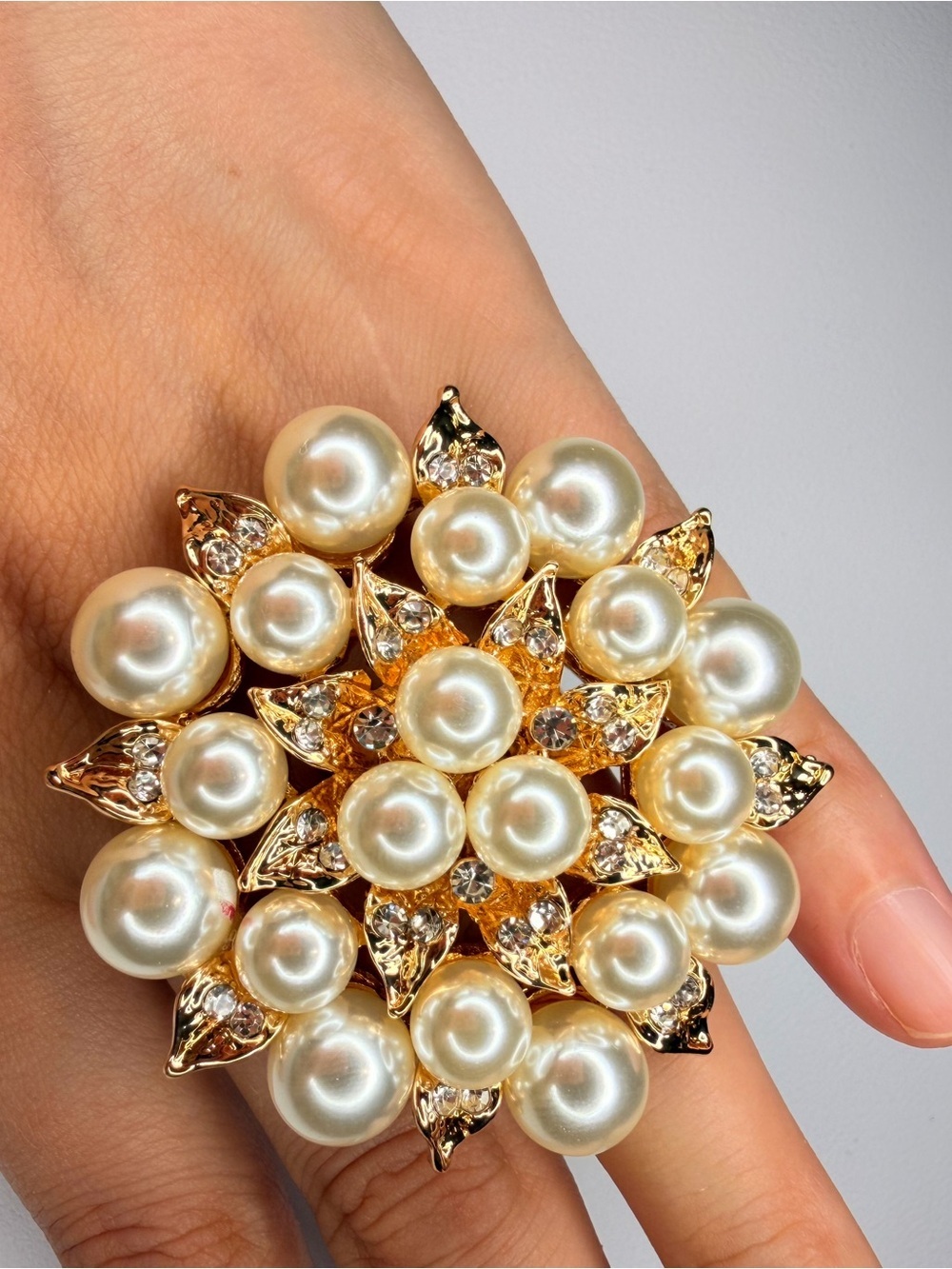 Pearl Cluster Floral Statement Ring in White and Gold - Picture 5 of 8
